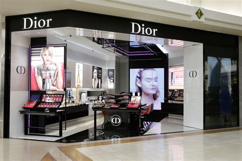 boutique dior verona|Dior Opens First Fragrance & Beauty Boutique in the .